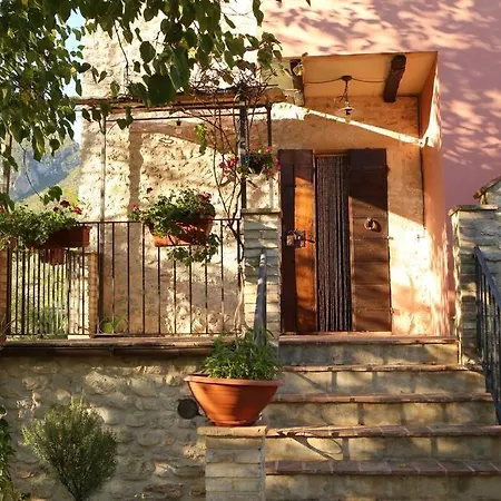 Villa Casale I Melograni Ferentillo